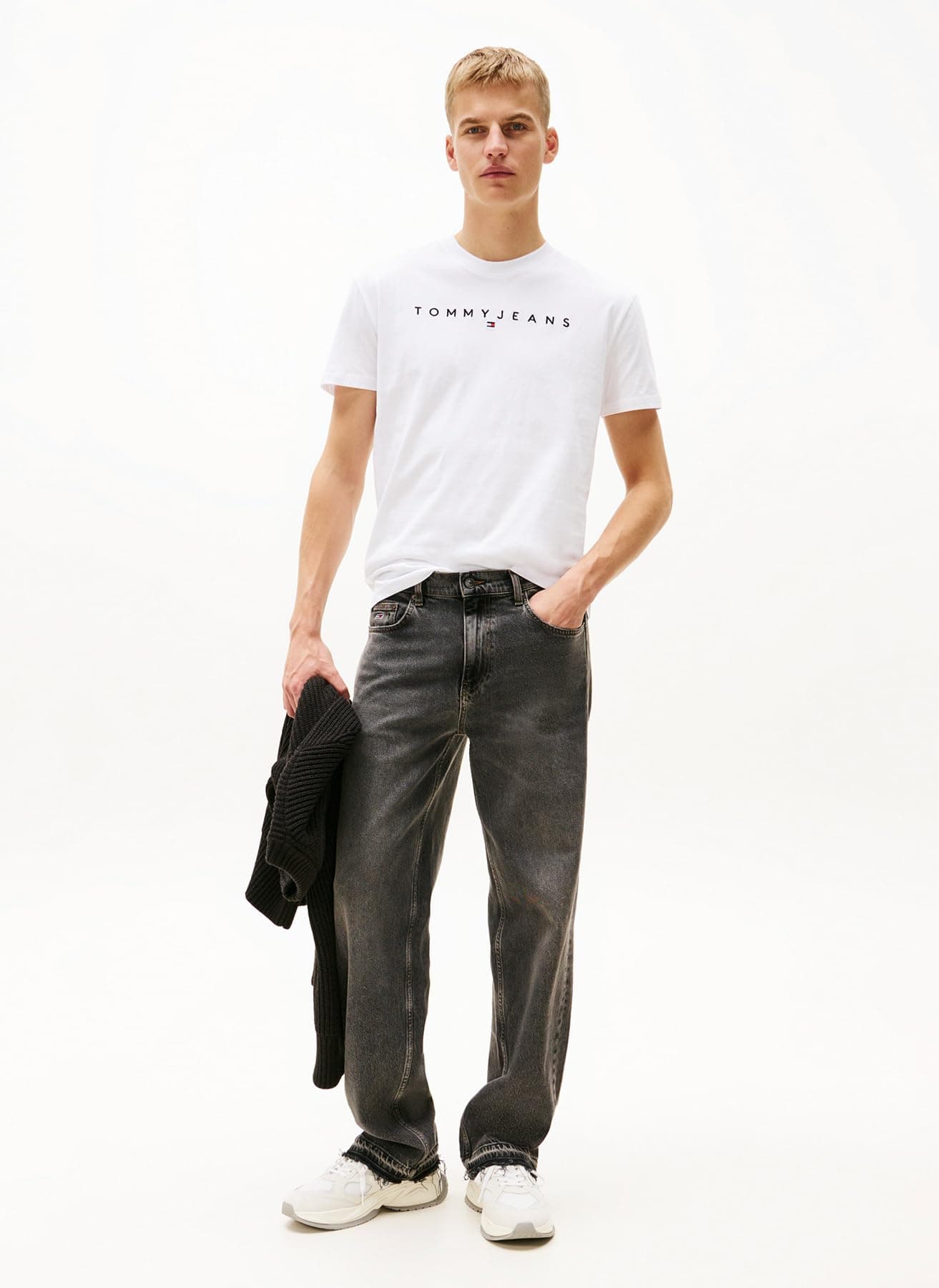 Tommy Jeans TJM REG LINEAR LOGO TEE EXT Tişört Erkek